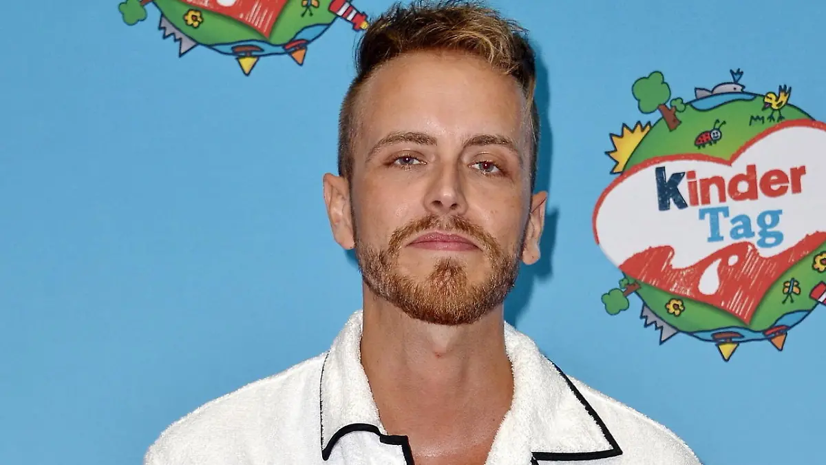 Influencer Julian Claßen beim bunten kinderTag 2022 im Radialsystem V in Berlin am 20.09.2022 Sonderkonditionen: Preisabsprache bei Titelverwendung erforderlich