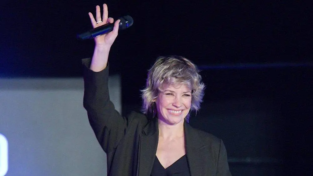 Evangeline-Lilly-Sturz-auf-Felsbrocken-Lost-Star-Evangeline-Lilly-k-mpft-gegen-Hirnsch-den