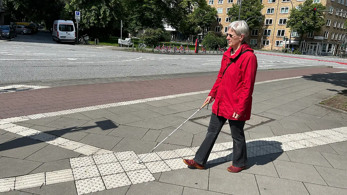 Angelika Antefuhr ist Vorsitzende des Vereins und hat selbst mit den Problemen and der Kreuzung zu kämpfen.