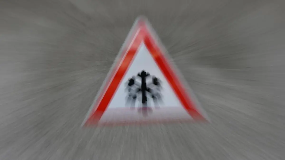 Glätte-Warnschild