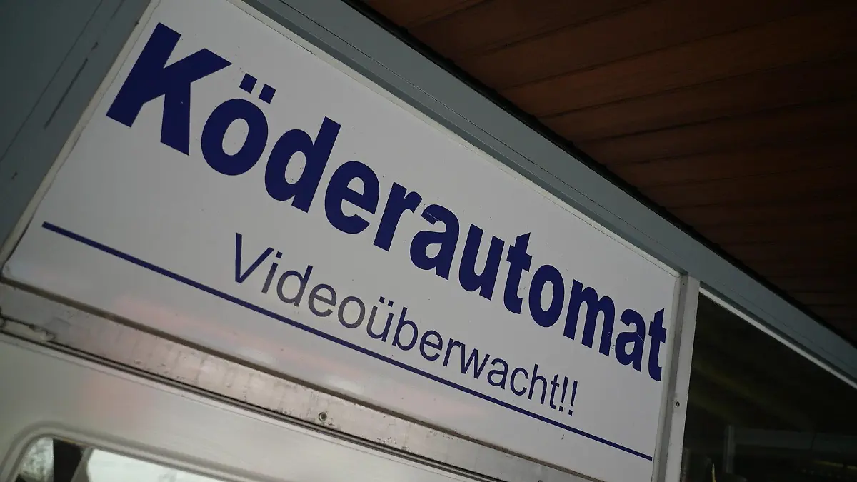 Würmer jeglicher Art findet man im Köderautomaten in Kiel.