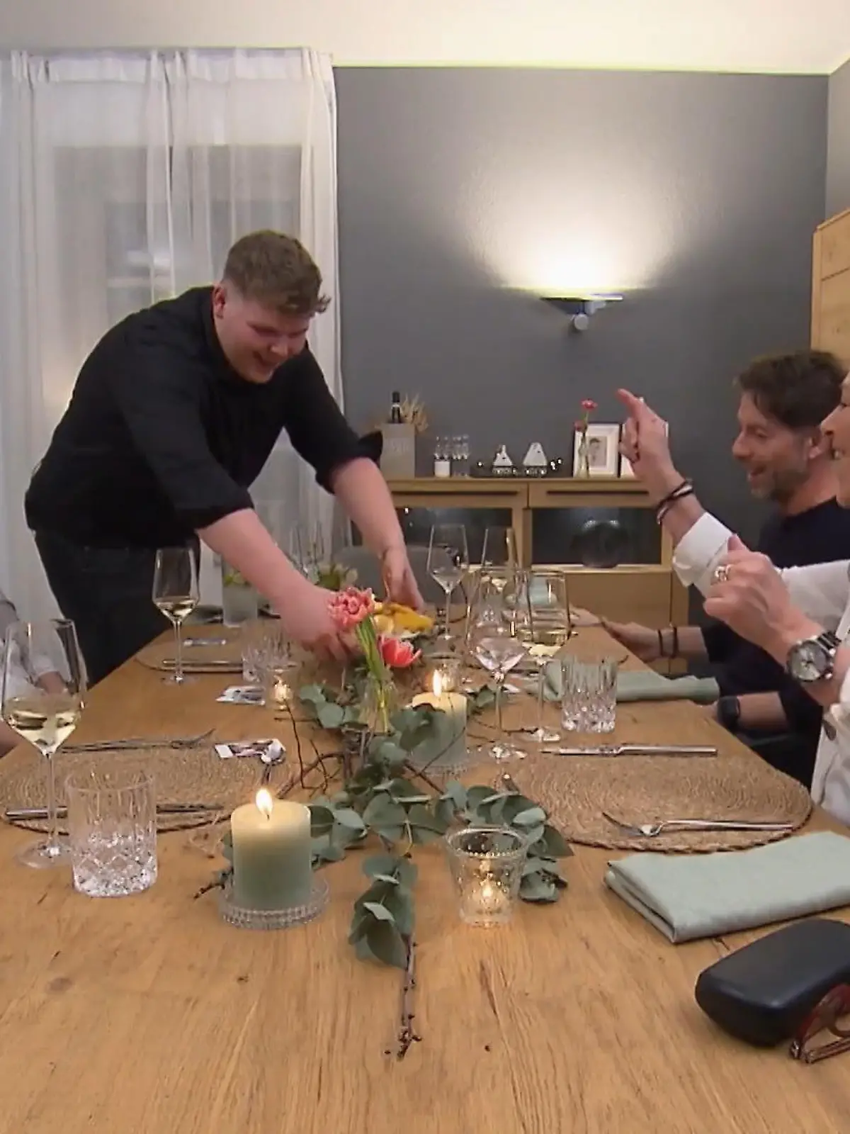 Bild zu: "Leon, ist das dein Ernst?"