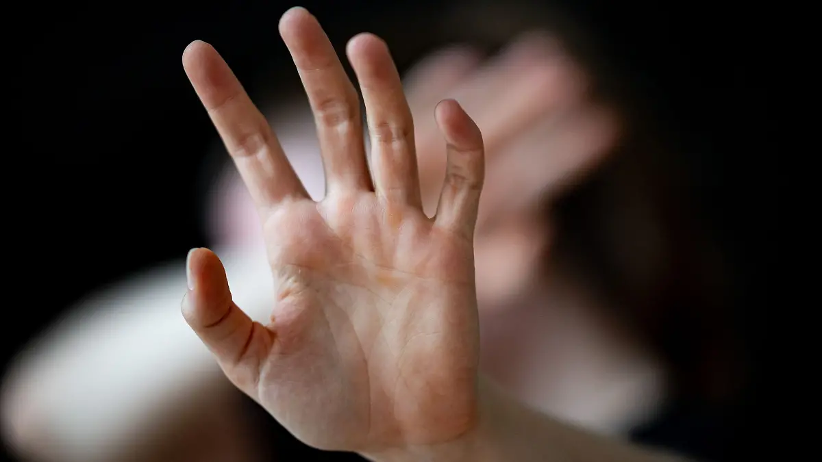Auch im vergangenen Jahr waren bei häuslicher Gewalt 75,6 Prozent der Tatverdächtigen männlich. Mit 79,2 Prozent waren die Opfer von Partnerschaftsgewalt überwiegend Frauen, 20,8 Prozent der Betroffenen waren männlich. (Symbolbild)