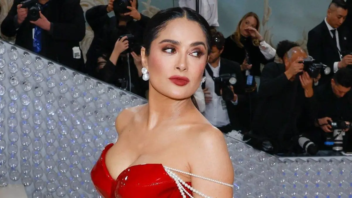 Salma Hayek: Auch nach zwei Jahrzehnten hat sie es noch immer drauf