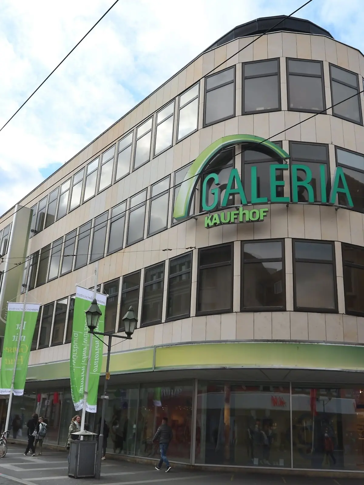 Bild zu: "DIESE Galeria-Filialen bleiben doch geöffnet"