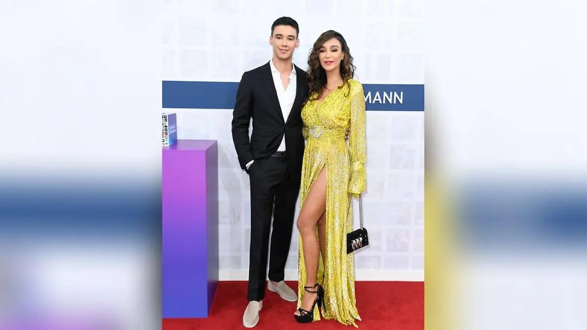Verona Pooth in Knallgelb stiehlt sie allen die Show