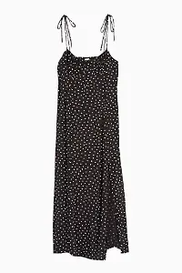 Kleid mit Schlitz