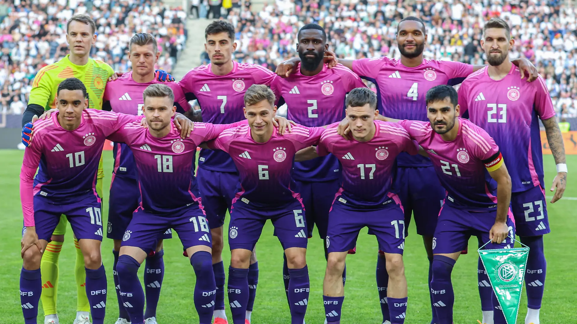 Testspiel: Deutschland - Griechenland am 07.06.2024 im Borussia Park in Mönchengladbach
Mannschaftsfoto Manuel Neuer (Deutschland 1), Kai Havertz (Deutschland 7), Antonio Rüdiger / Ruediger (Deutschland 2), Jonathan Tah (Deutschland 4), Robert Andrich (Deutschland 23), Jamal Musiala (Deutschland 10), Maximilian Mittelstädt / Mittelstaedt (Deutschland 18), Joshua Kimmich (Deutschland 6), Florian Wirtz (Deutschland 17), ?lkay Gündogan / Guendogan (Deutschland) 
Foto: osnapix
 / action press