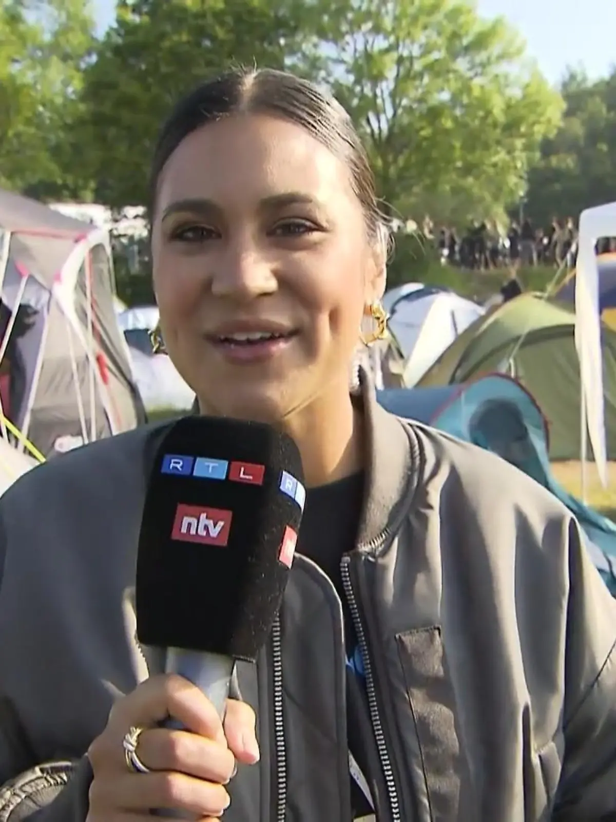 RTL-Reporterin Steffi Brungs zeigt euch ihr persönliches Rock-am-Ring-Wochenende