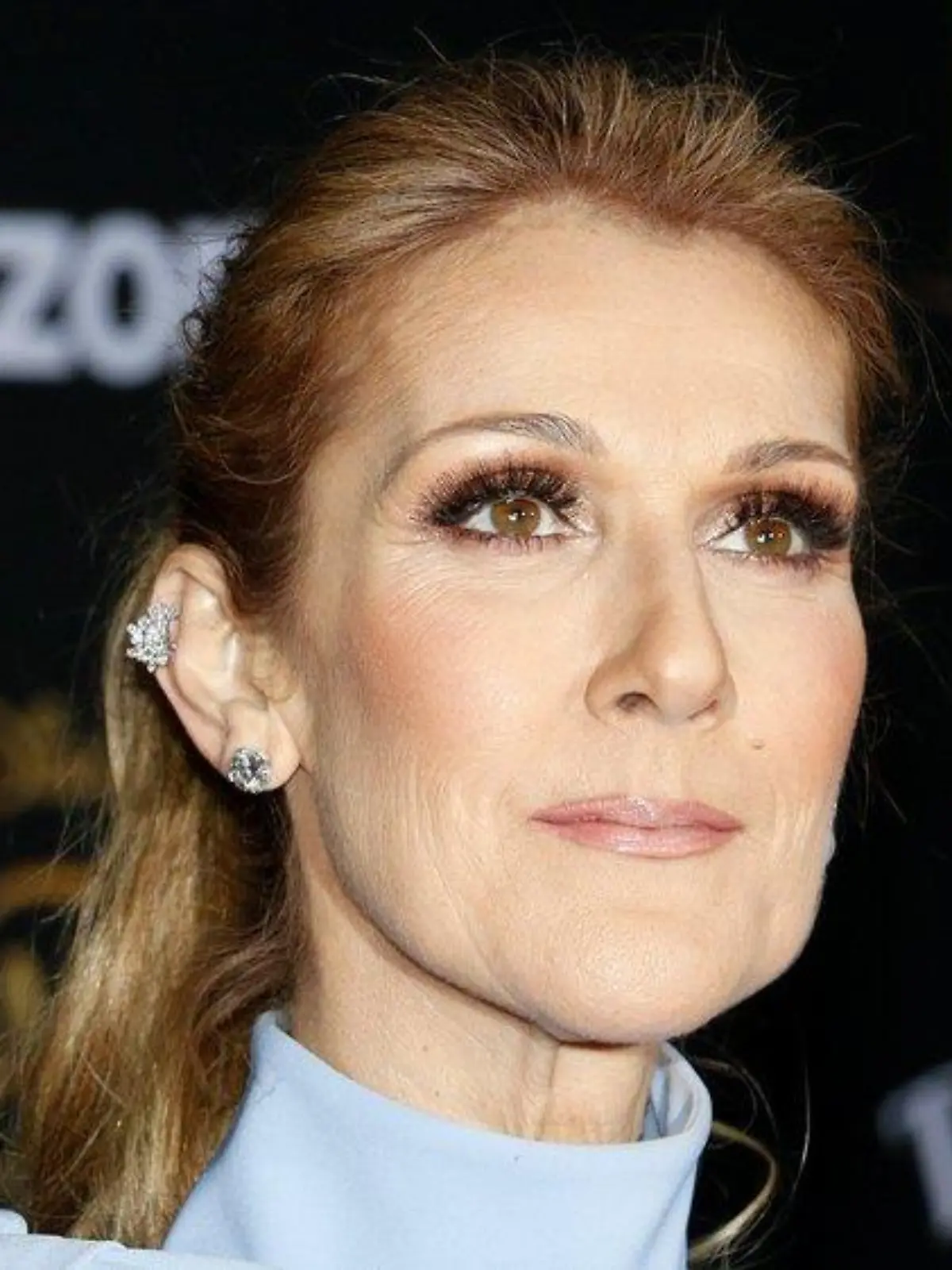Unter Tränen enthüllt: Céline Dion verheimlichte ihre Krankheit lange