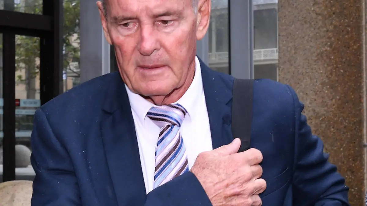 CHRISTOPHER DAWSON COURT, Christopher Dawson left arrives at the Supreme Court of New South Wales in Sydney, Monday, May 9, 2022. Dawson will stand trial for the murder of his wife Lynette who disappeared in 1983. ACHTUNG: NUR REDAKTIONELLE NUTZUNG, KEINE ARCHIVIERUNG UND KEINE BUCHNUTZUNG SYDNEY NSW AUSTRALIA PUBLICATIONxINxGERxSUIxAUTxONLY Copyright: xDEANxLEWINSx 20220509001656955400