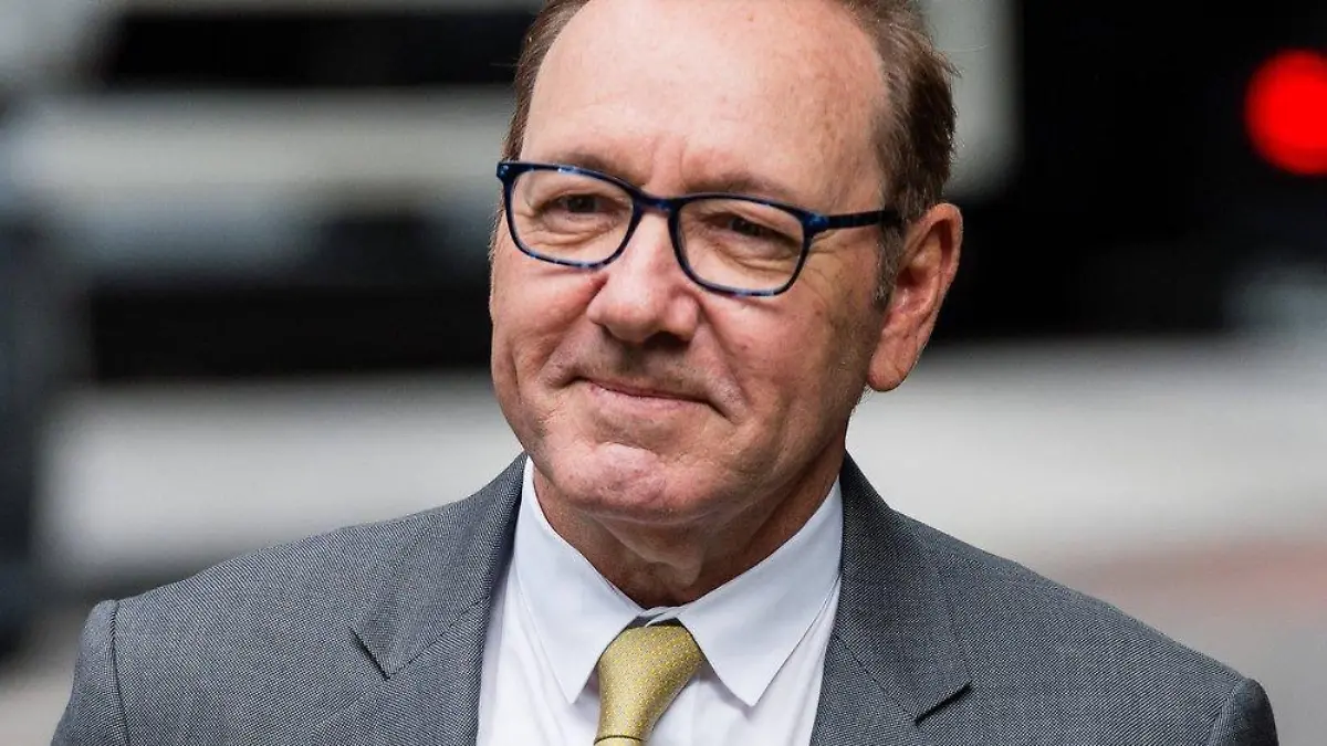 Kevin Spacey den Tränen nahe: "Ich habe gegrabscht"