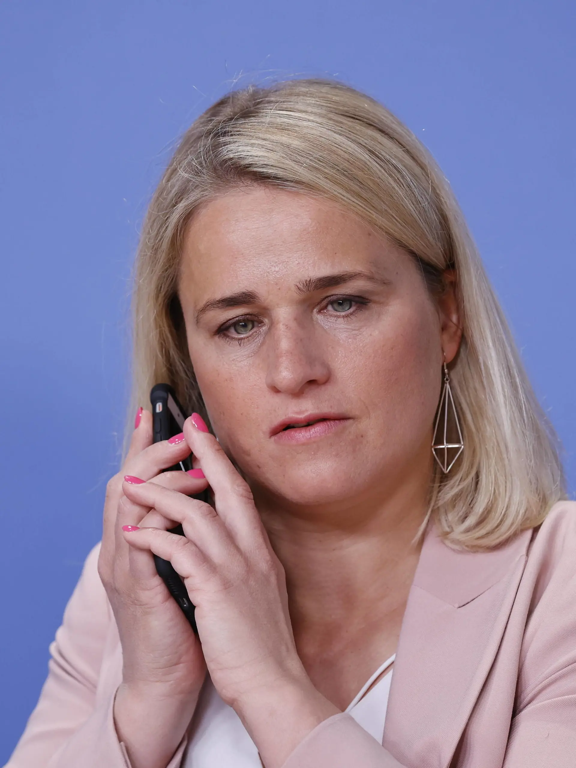  Verena Bentele, Präsidentin Sozialverband VdK, Deutschland, Berlin, Pressekonferenz: Sozialverband VdK Deutschland / Bundesweit größte Studie zur häuslichen Pflege *** Verena Bentele, President of Sozialverband VdK, Germany, Berlin, Press conference Sozialverband VdK Deutschland Nationwide largest study on home care