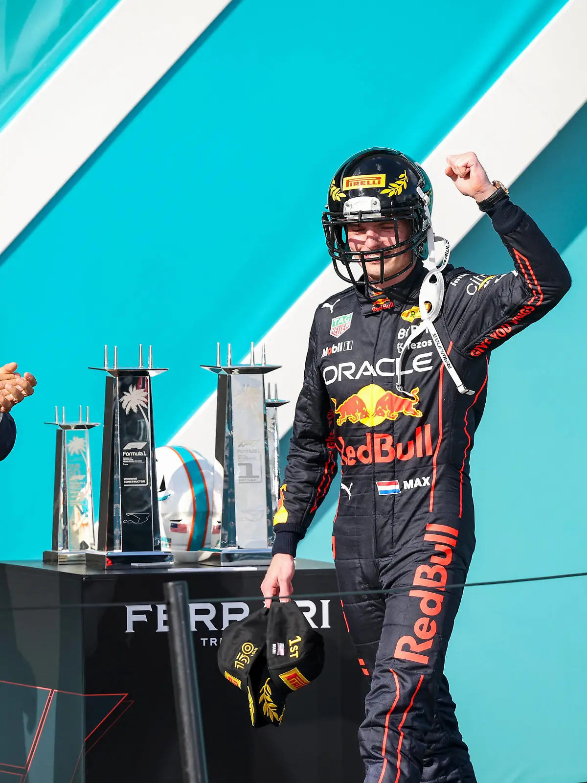  FIA president Mohammed ben Sulayem with winner VERSTAPPEN Max ned, Red Bull Racing RB18, portrait podium during the Formula 1 Crypto.com Miami Grand Prix 2022, 5th round of the 2022 FIA Formula One World Championship, WM, Weltmeisterschaft on the Miami International Autodrome, from May 6 to 8, 2022 in Miami Gardens, Florida, United States of America - F1 - MIAMI GRAND PRIX 2022 - RACE DPPI/Panoramic PUBLICATIONxNOTxINxFRAxITAxBEL GOOD1300