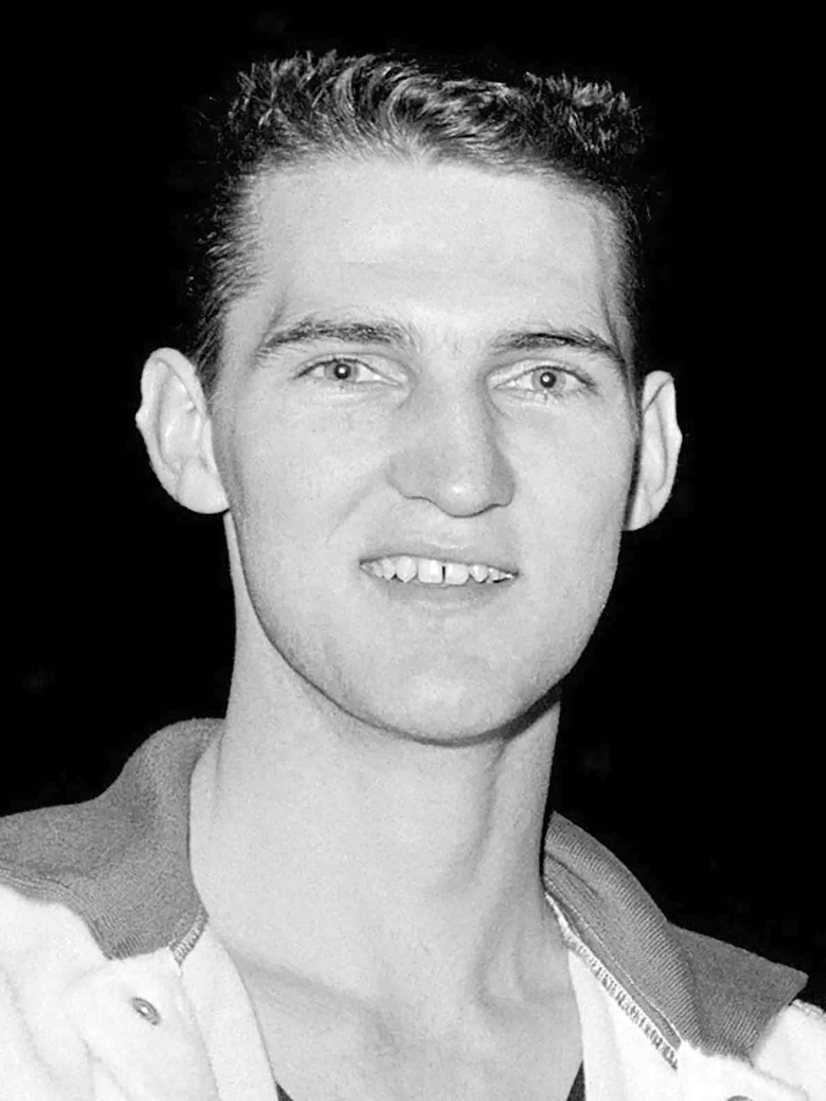 Jerry West posiert im März 1960 am New Yorker Madison Square Garden. Jetzt starb der Ausnahme-Basketball-Spieler mit 86 Jahren. 