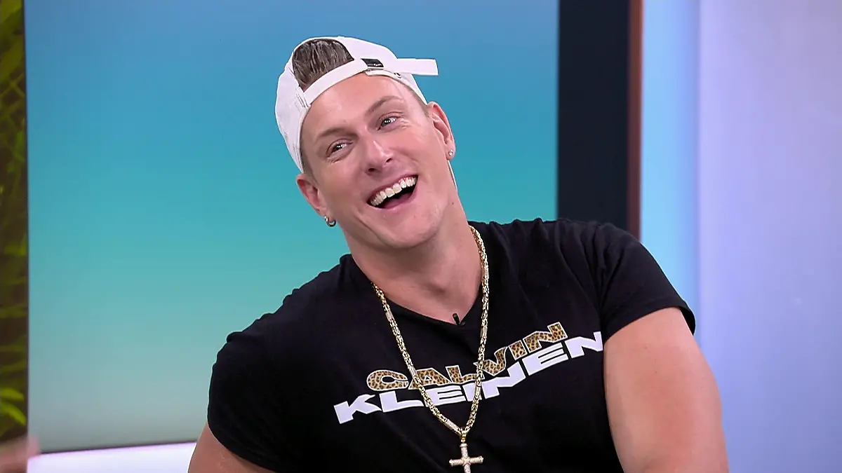 Mit Wem Ist Tommy Zusammen Kampf der Realitystars: SIUUUU! Calvin Kleinen holt sich das Ding und