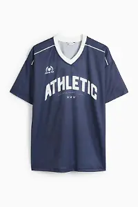 T-Shirt mit V-Ausschnitt