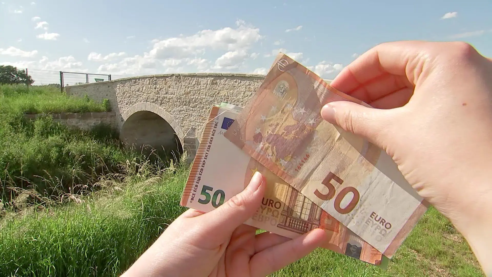 300.000 Euro-Brücke endet an Zaun Steuersünde in Hessen?