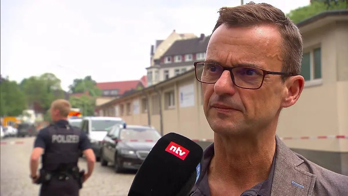 Schuldezernent Michael Frost über die aktuelle Situation in Bremerhaven.