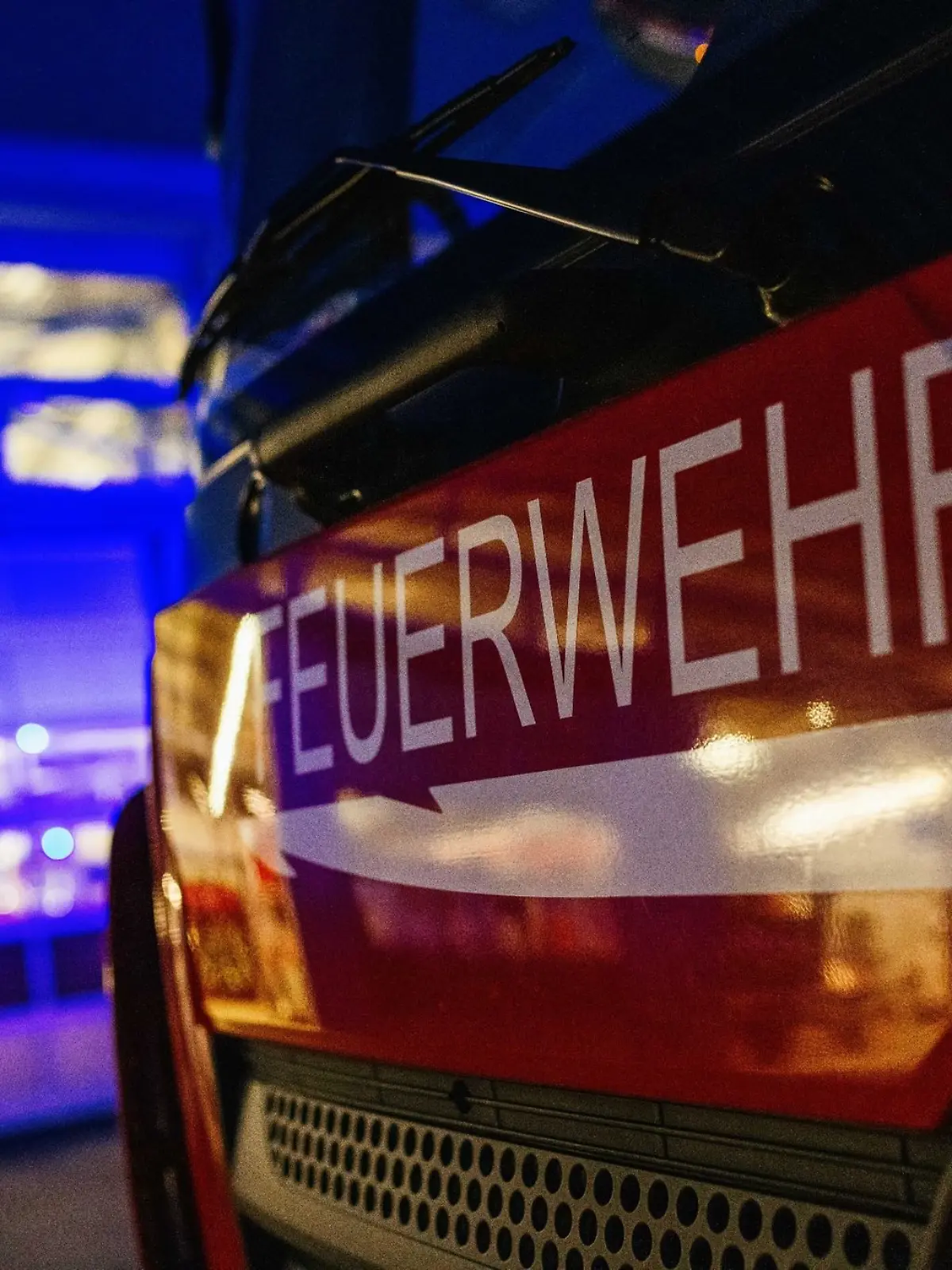 Bild zu: "Feuer in 18-Etagen-Hochhaus in Mainz"