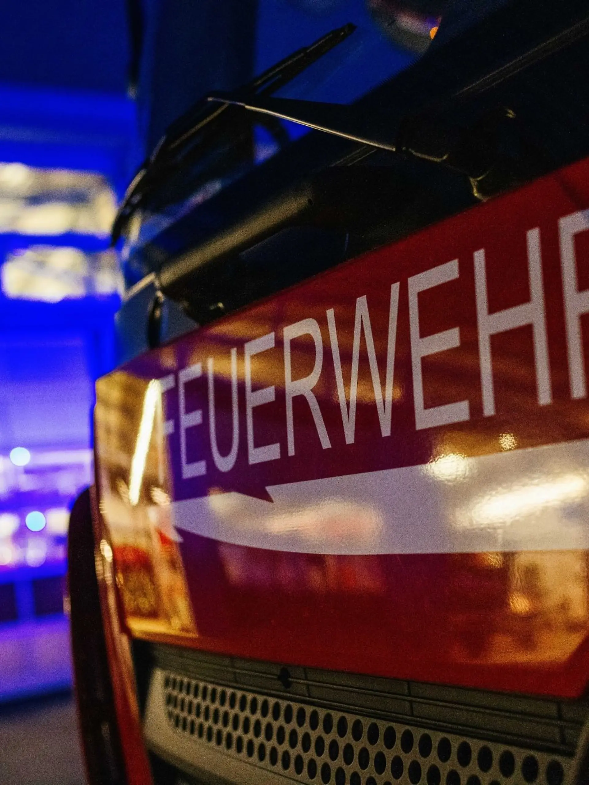 Bild zu: "Feuer in 18-Etagen-Hochhaus in Mainz"