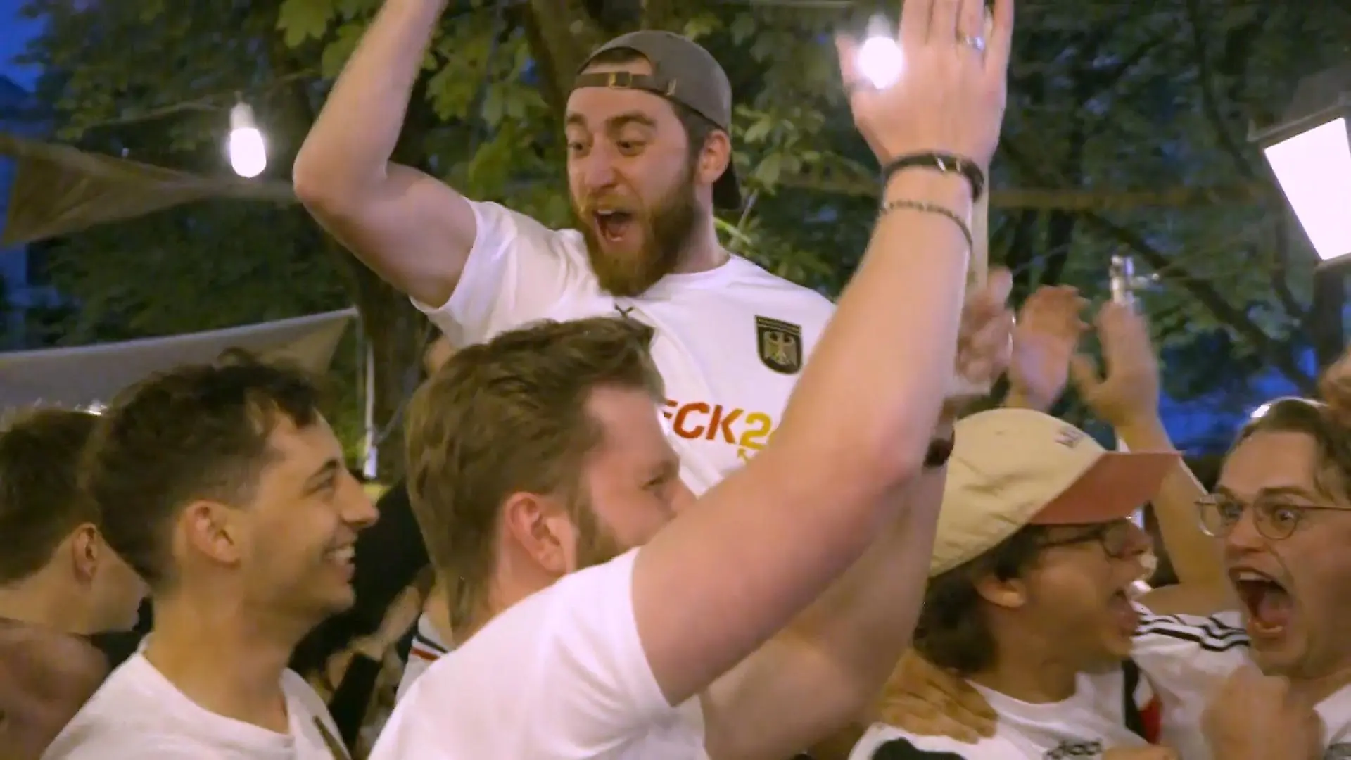 Fans sind sich sicher: Wir bekommen ein neues Sommermärchen Deutschland bebt nach EM-Auftakt