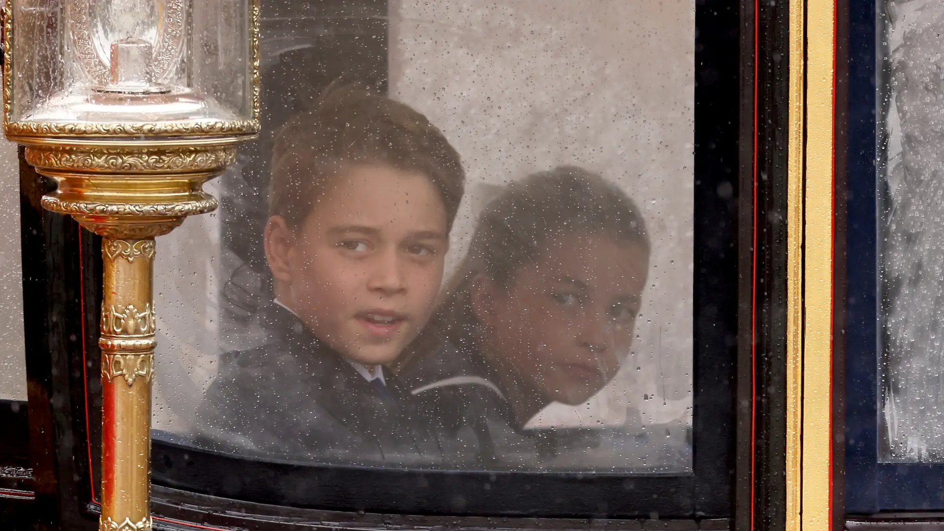 Prinz George und Prinzessin Charlotte beim „Trooping the Colour”-Event in London.