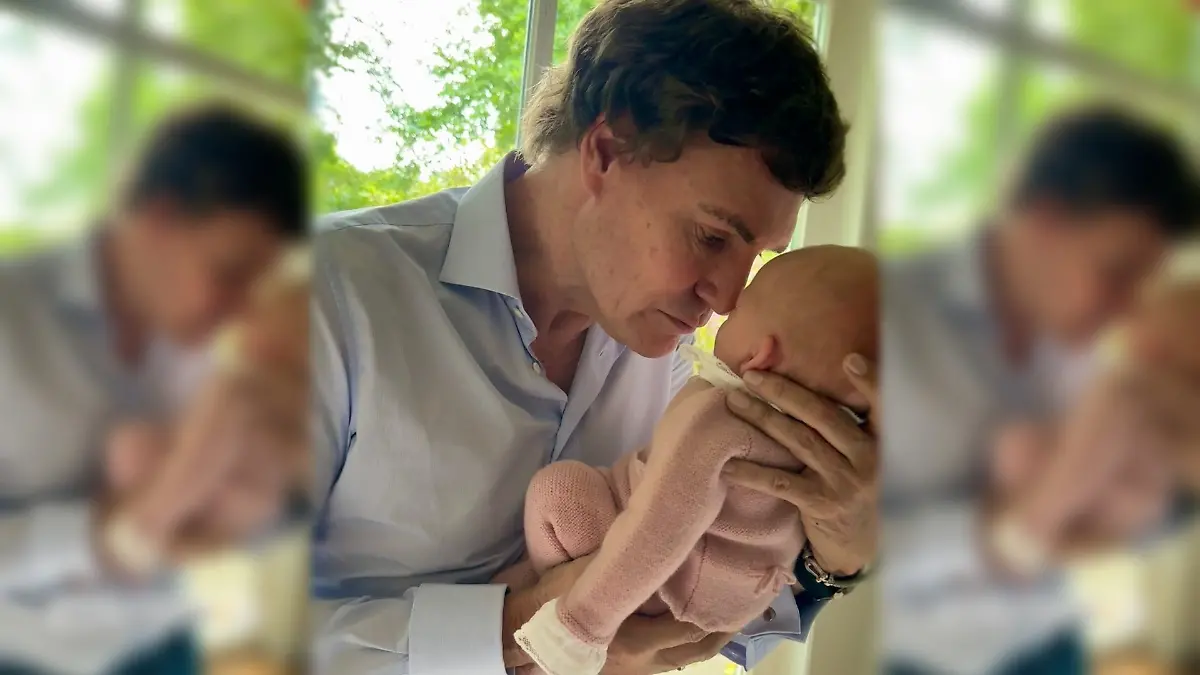 Carsten Maschmeyer ist nun „stolzer Doppel-Opa”