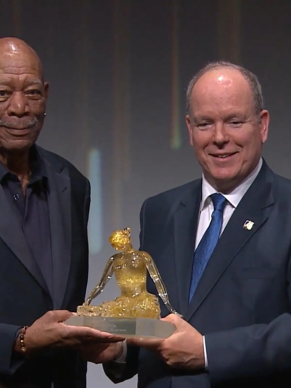 Morgan Freeman und Fürst Albert (r.)