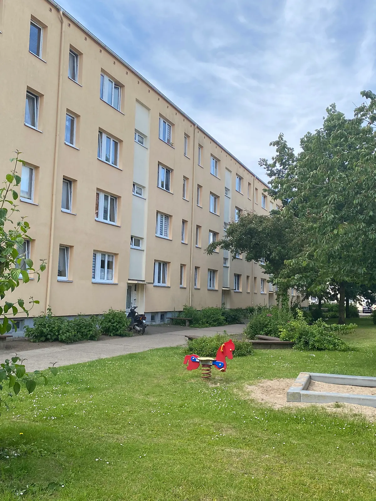 In dieser Wohnsiedlung in Grevesmühlen soll sich der rassistische Übergriff ereignet haben. 