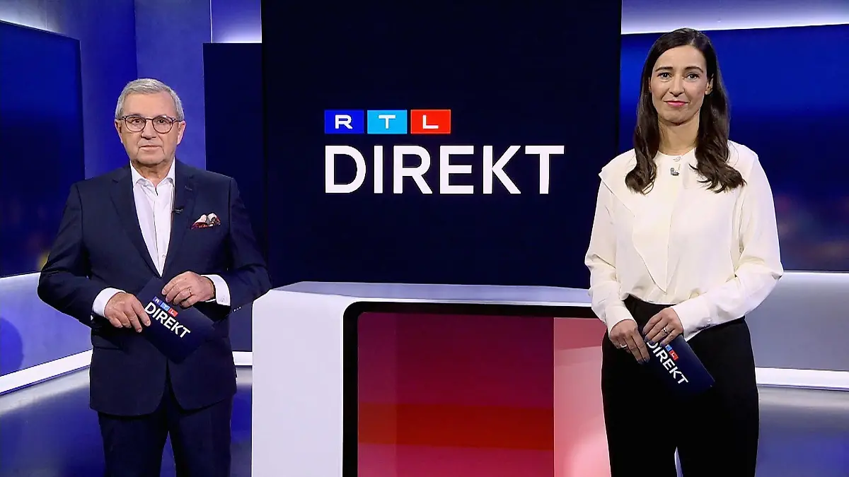Moderatorin Pinar Atalay und Moderator Jan Hofer
+++ Die Verwendung des sendungsbezogenen Materials ist nur mit dem Hinweis und Verlinkung auf RTL+ gestattet. +++