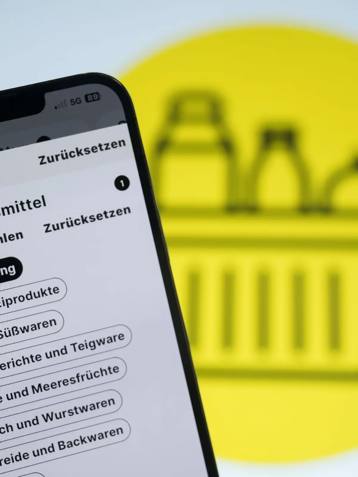 Bild zu: "Euer Handy kann euch künftig vor gefährlichen Lebensmitteln warnen"