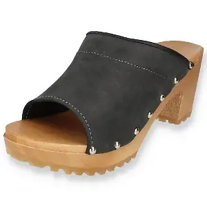 Clogs mit Absatz