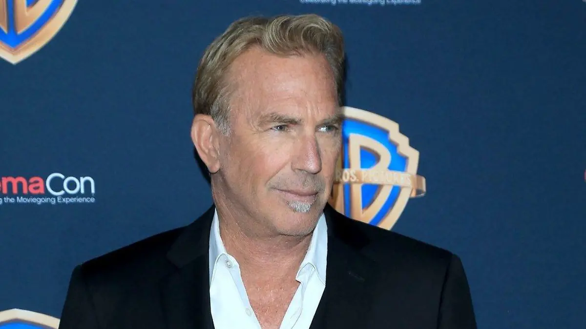 Was läuft da mit Sängerin Jewel? Kevin Costner bricht sein Schweigen