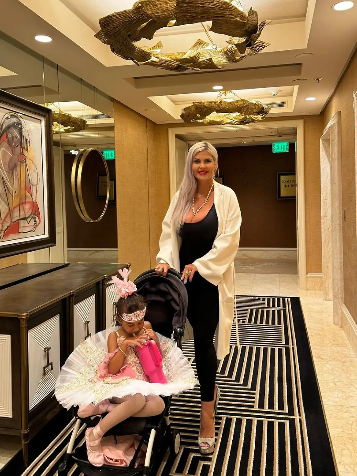 Sophia Vegas bekommt einen Shitstorm für dieses Foto mit Tochter Amanda