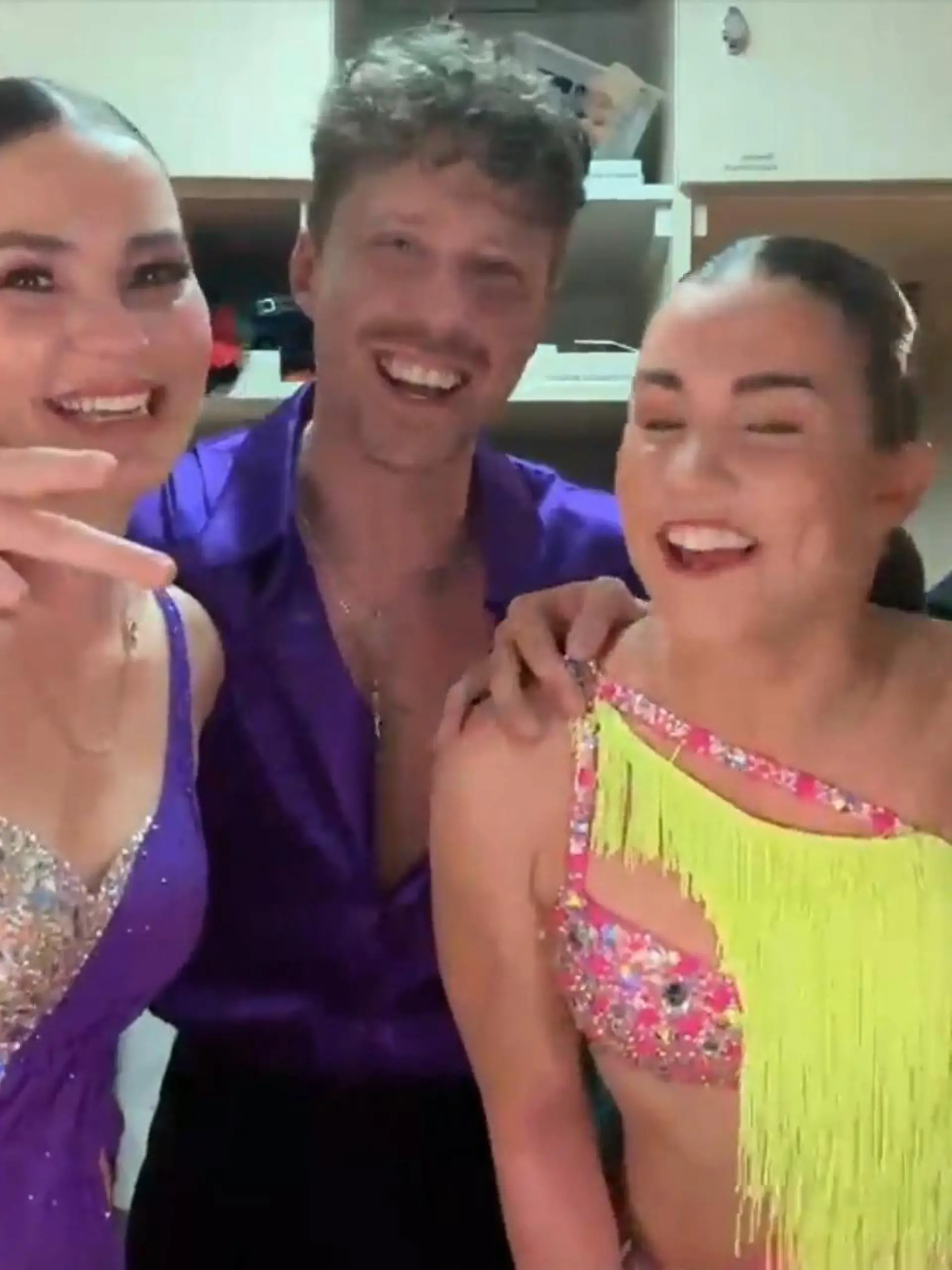 Bild zu: "„Let’s Dance“-Profis auf hoher See vereint"