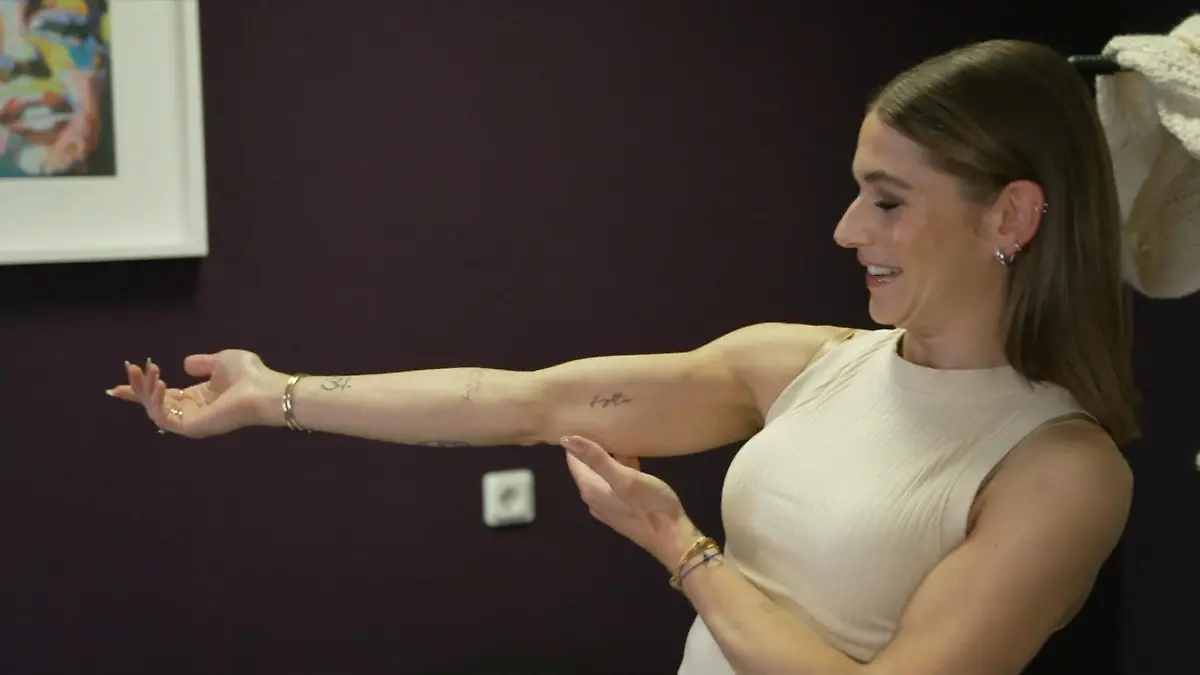„Let’s Dance“-Zweite Jana Wosnitza zeigt ihr neues Tattoo „Magic Moment“ verewigt!