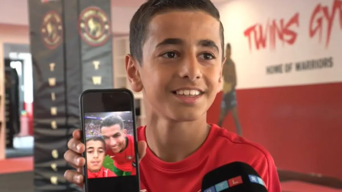 Berat (10) zeigt RTL exklusiv sein wohl schönstes Selfie.