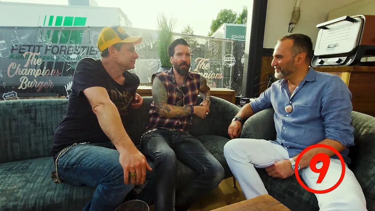 Kinder, Ehe, Geld! „The BossHoss“ im Fragenhagel „Ein Promi ein Joker“ mit David Modjarad