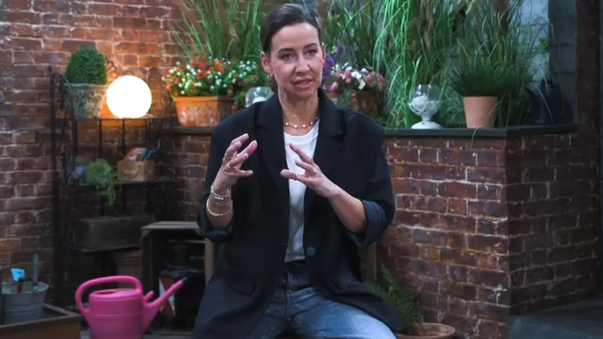 Diagnose Krebs! Wie kann Ute Patrizia da unterstützen? „Unter uns“-Star Isabell Hertel im Interview