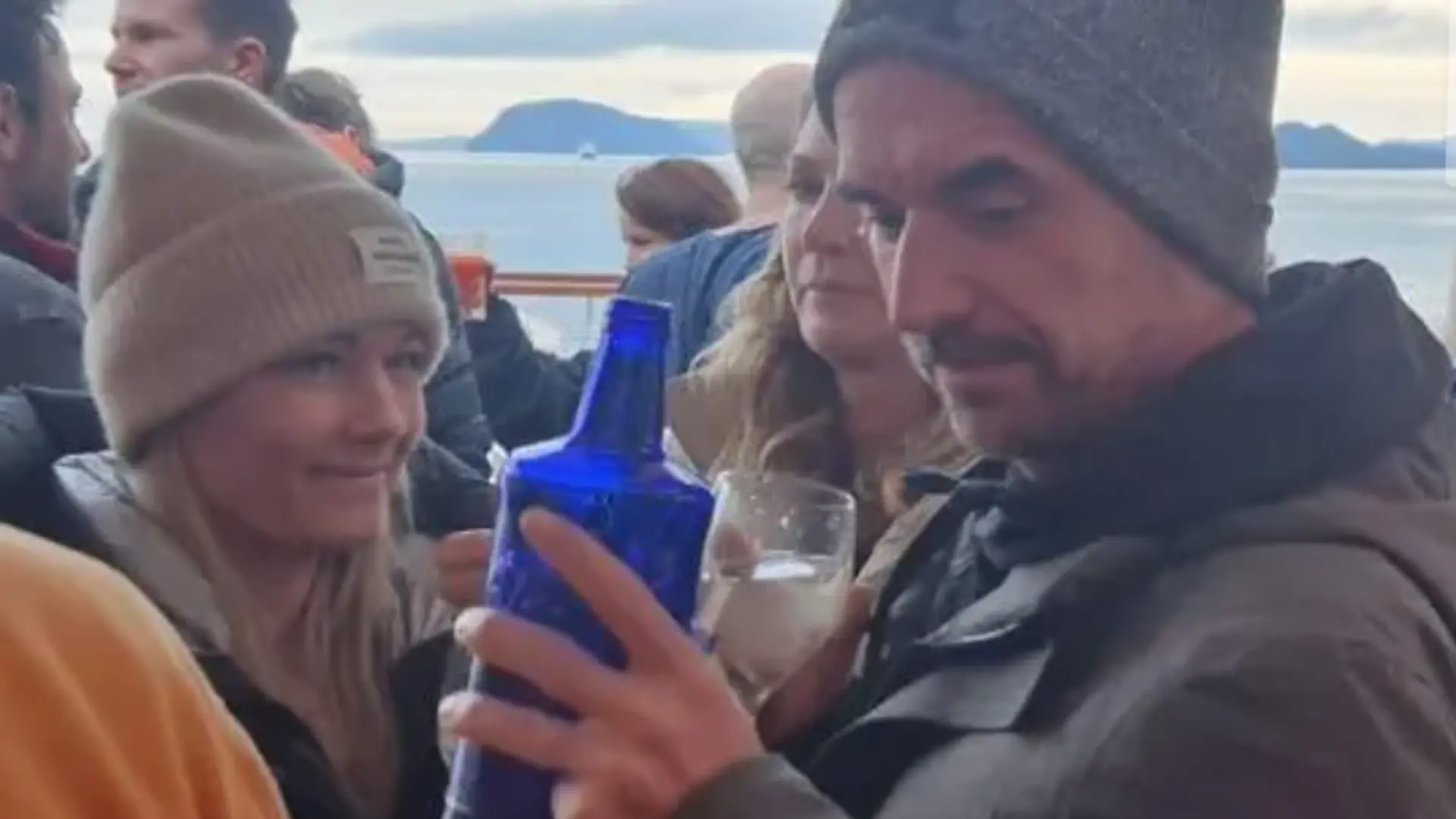 Helene Fischer und Florian Silbereisen zusammen auf einer Feier an Bord der MS Amadea.