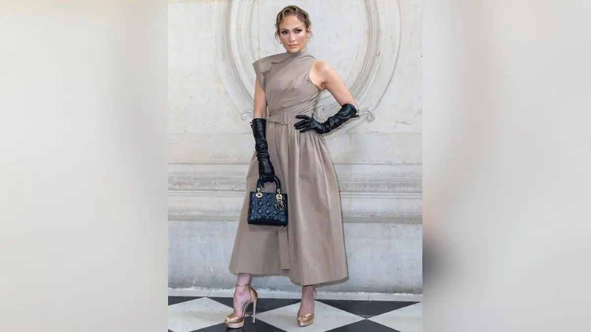Ohne Ben Affleck: Jennifer Lopez ist allein in der Stadt der Liebe