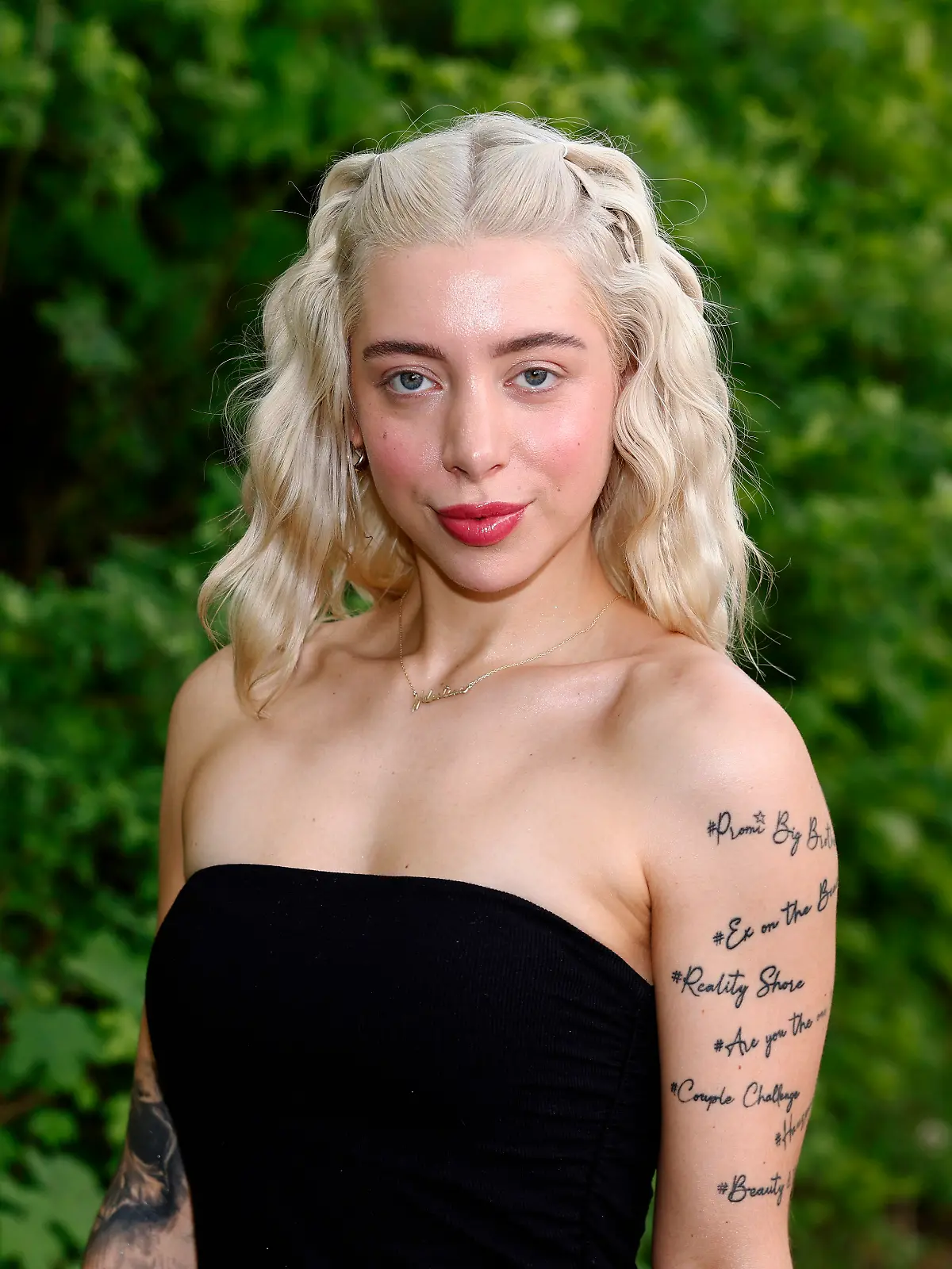 Reality-TV-Darstellerin Walentina Doronina beim BILD Renntag 2024 auf der Trabrennbahn Gelsenkirchen. 