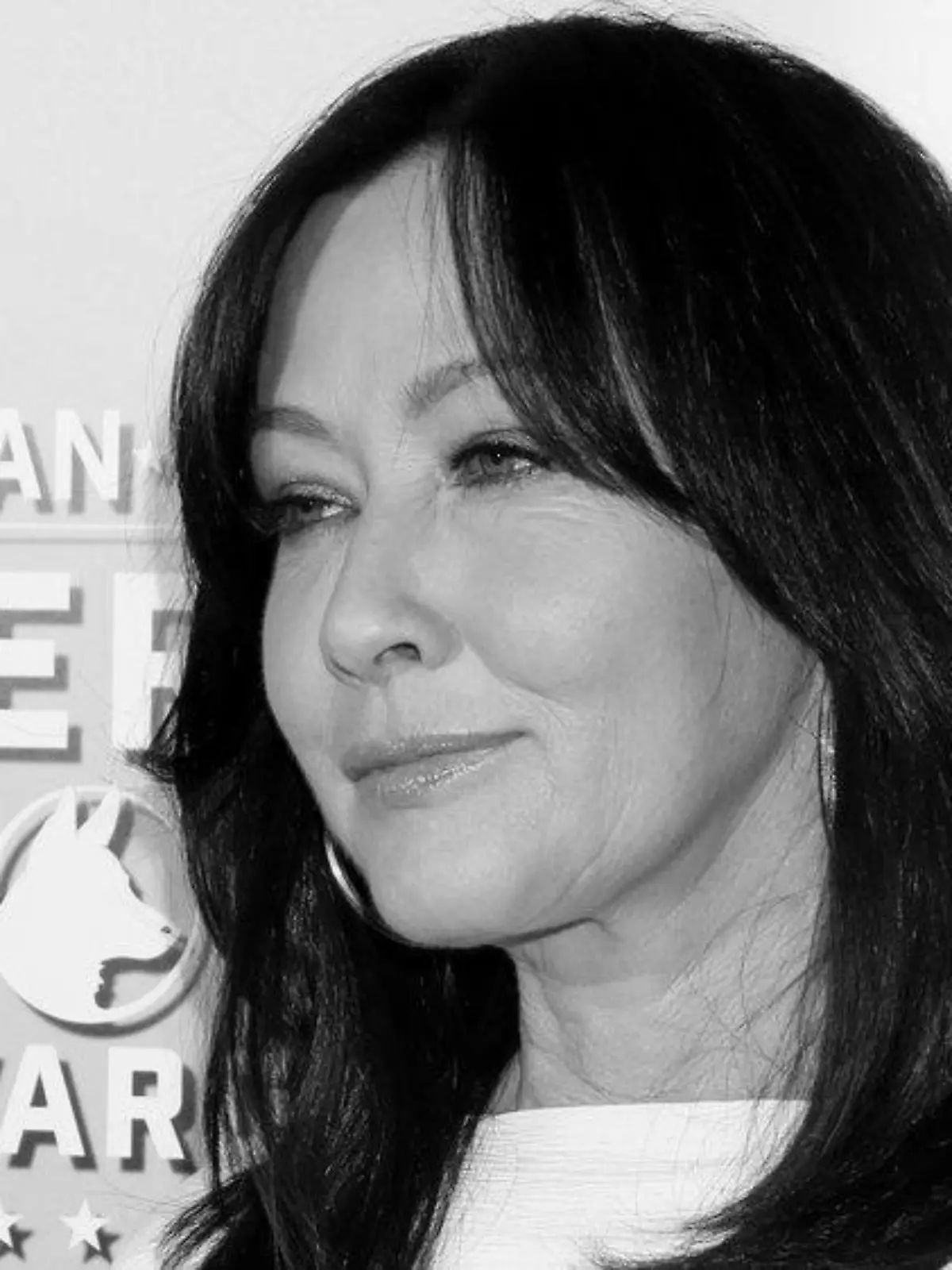 Shannen Doherty: Sie benötigt erneut Chemo, ist aber hoffnungsvoll