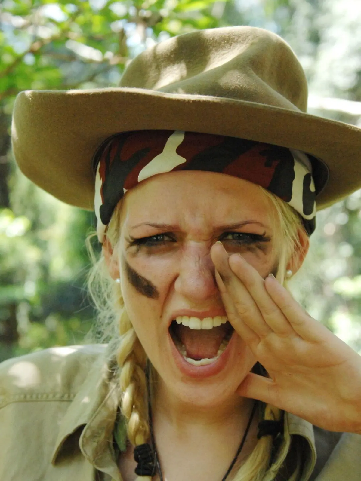 Tag 12 - Sarah Knappik hat den alles entscheidenen Satz gesagt: "Ich bin ein Star - Holt mich hier raus!" - und verlässt das Camp.