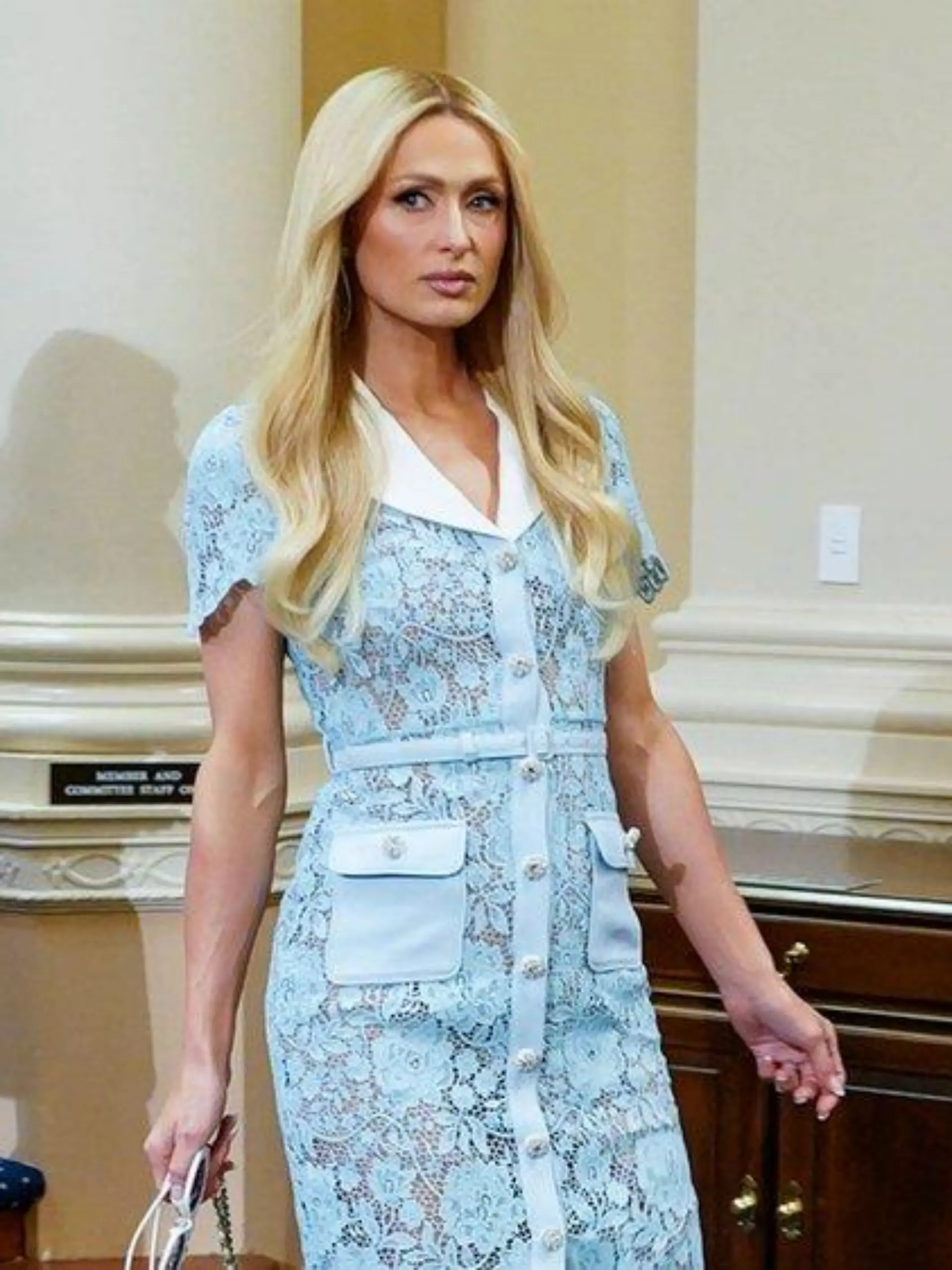 Paris Hilton spricht bei Anhörung in Washington D.C. über Missbrauch