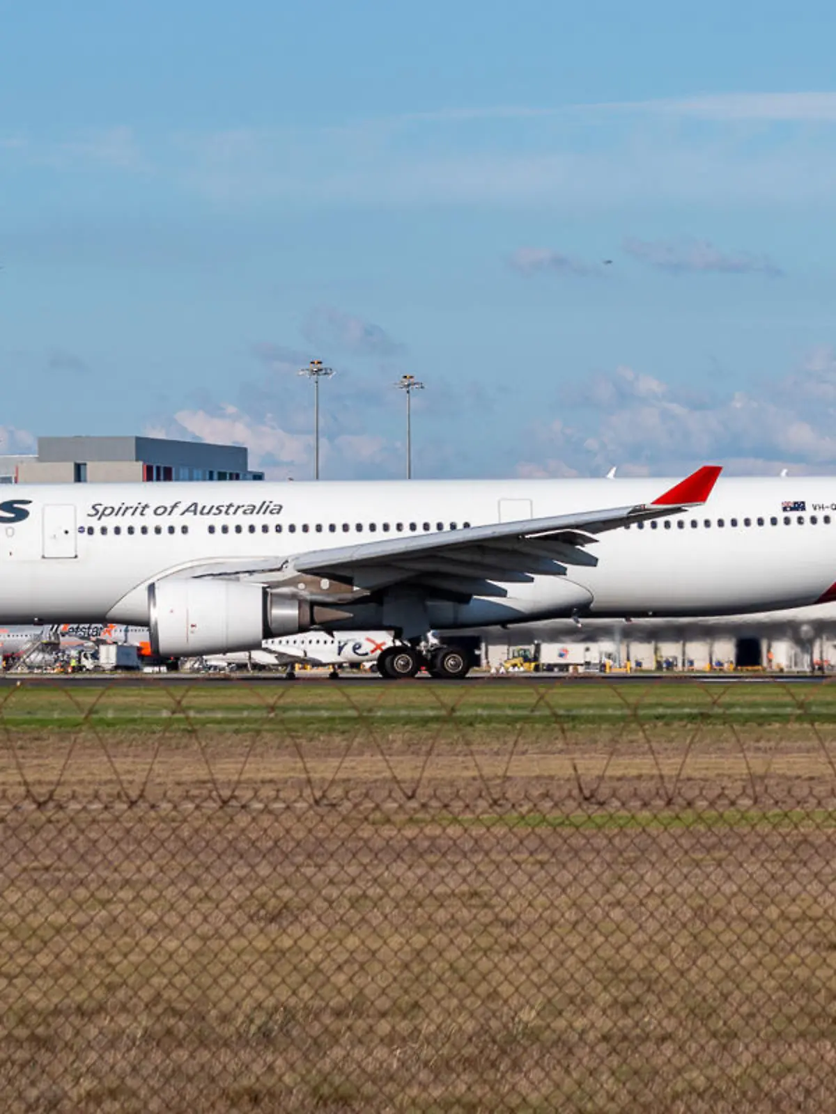 Airbus A330-303