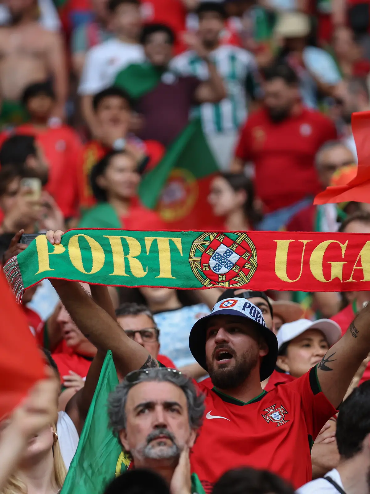Bild zu: "Auch Portugal kann süß! Diese Fan-Aktion geht mitten ins Herz"