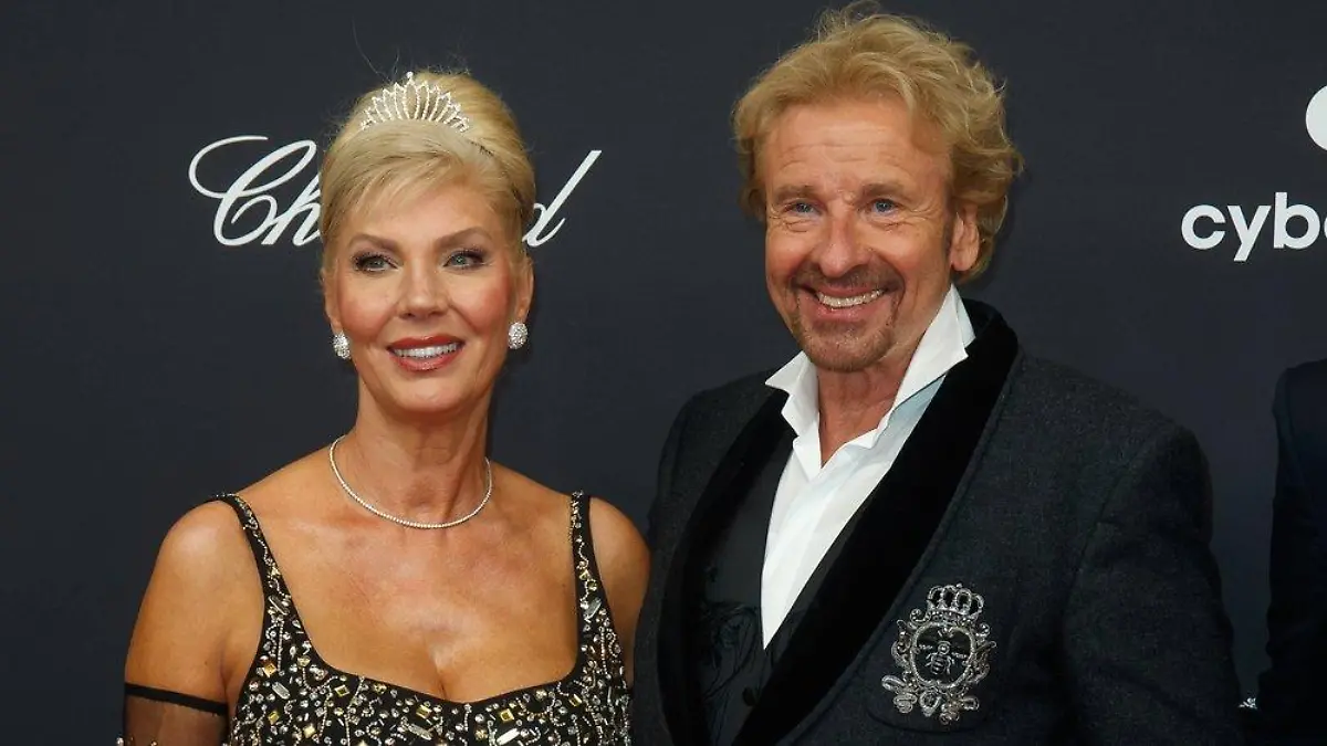 Verlobungs-Patzer! Thomas Gottschalks Karina sagt trotzdem "Ja"