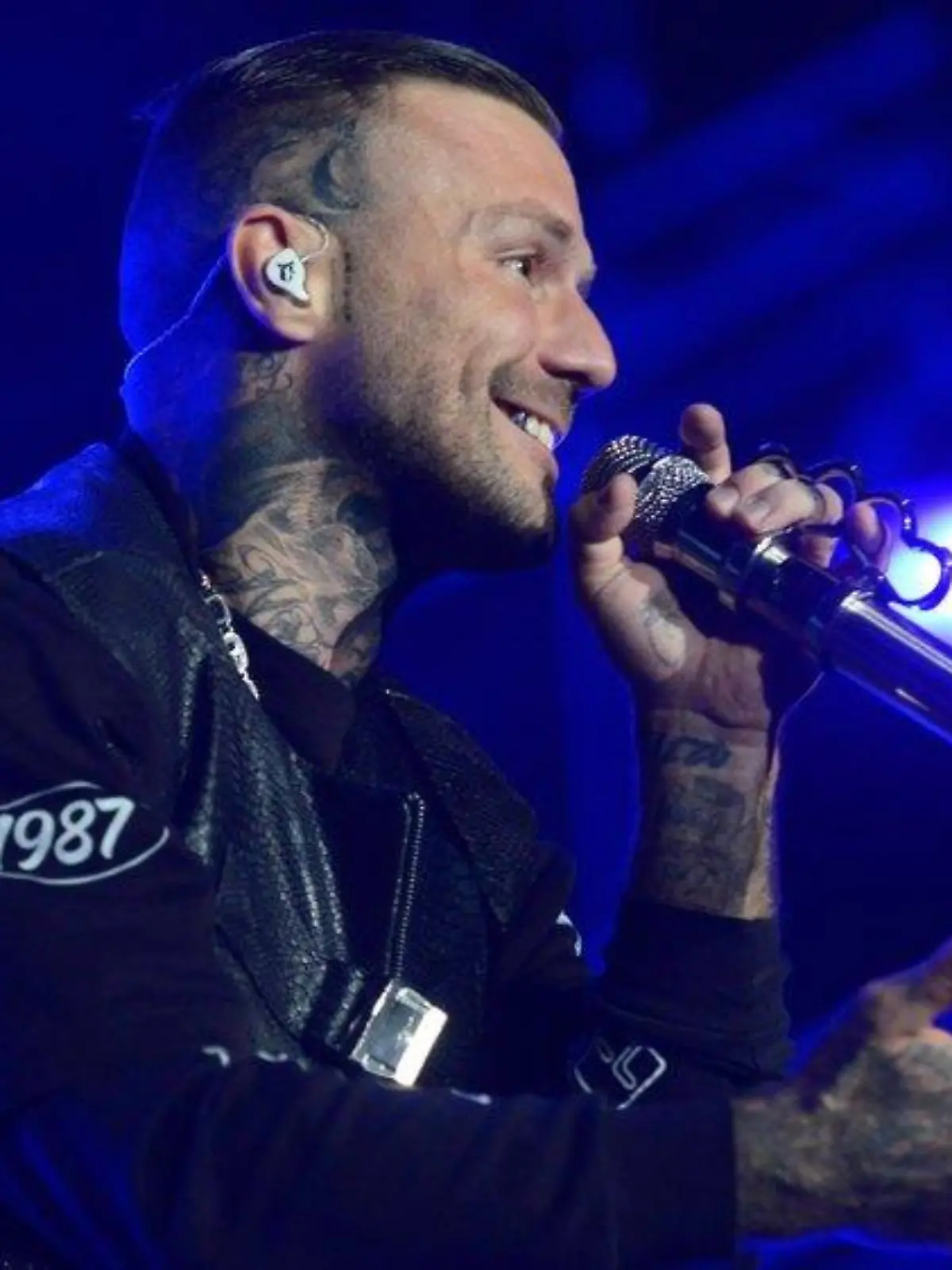 Vor dem Achtelfinale der EM: Rapper Kontra K besucht das DFB-Team